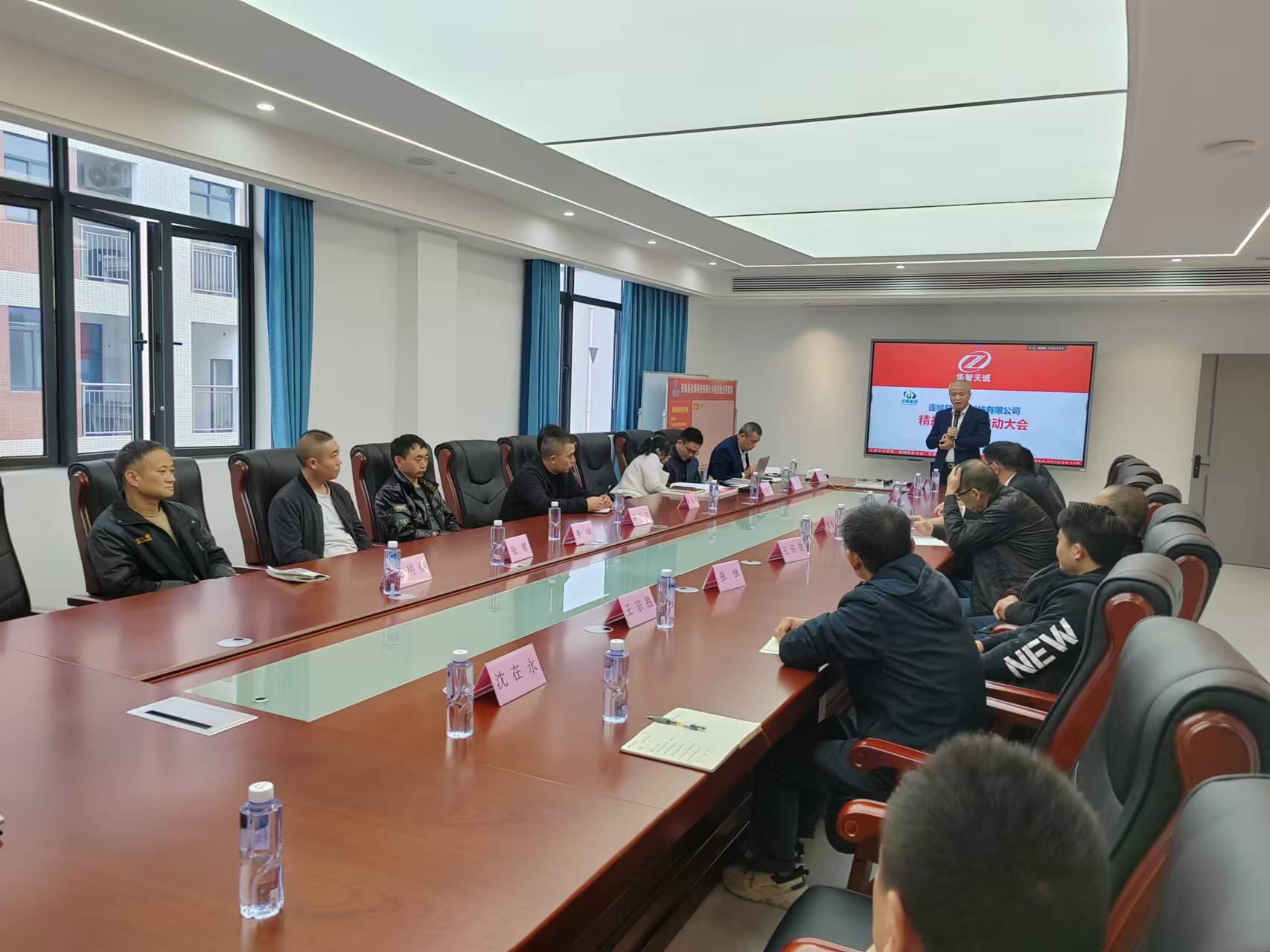 2e80a04ca8aaf4459140b6c6c38e813